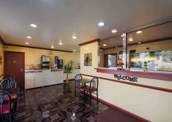 Americas Best Value Inn Buda Austin S hotel thumbnail 4