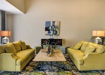 Comfort Suites near Hot Springs Park hotel thumbnail 5