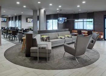 Springhill Suites By Marriott Bolingbrook hotel thumbnail 2