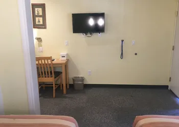 Travelodge by Wyndham Fairfield/Napa Valley hotel thumbnail 2