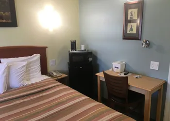 Travelodge by Wyndham Fairfield/Napa Valley hotel thumbnail 3