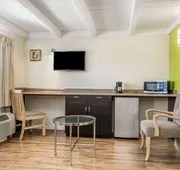 Travelodge by Wyndham Fairfield/Napa Valley hotel detail image 5