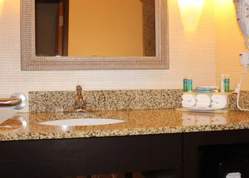 Holiday Inn Express Hotel & Suites Austell - Powder Springs by IHG hotel thumbnail 5