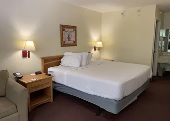 Americas Best Value Inn & Suites Melbourne hotel thumbnail 5