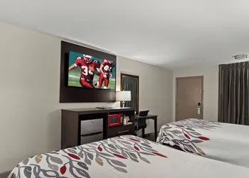 Red Roof Inn Baldwin hotel thumbnail 4