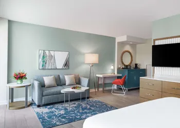 The Reach Key West, Curio Collection by Hilton hotel thumbnail 7