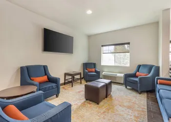 Comfort Inn & Suites Aztec - Farmington Area hotel thumbnail 2