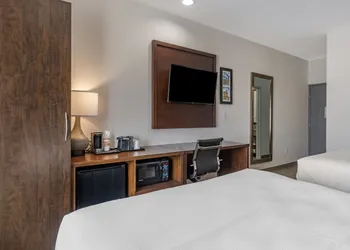 Comfort Inn & Suites Aztec - Farmington Area hotel thumbnail 6