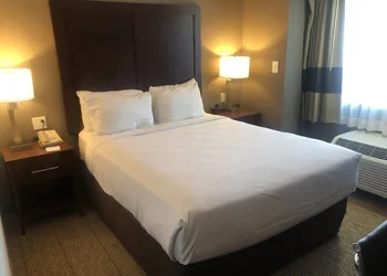 Comfort Inn & Suites Aztec - Farmington Area hotel thumbnail 7