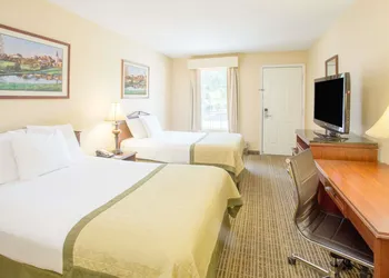 Baymont by Wyndham Dunn hotel thumbnail 4