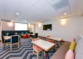 Hampton Inn & Suites Pittsburg, CA hotel thumbnail 4