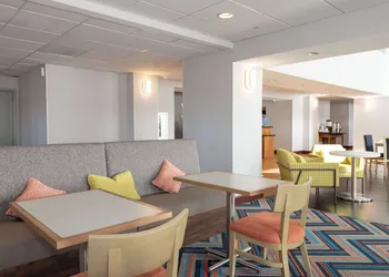 Hampton Inn & Suites Pittsburg, CA hotel thumbnail 8