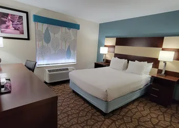 Best Western Joliet Inn & Suites hotel thumbnail 8