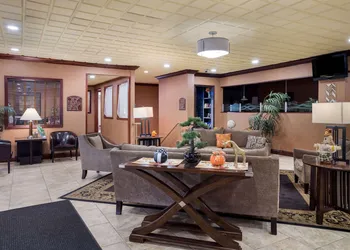 Quality Inn & Suites Syracuse Fairgrounds hotel thumbnail 4