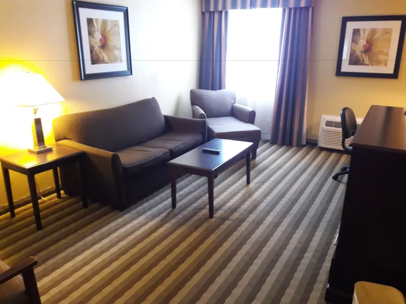 Quality Inn & Suites Syracuse Fairgrounds hotel detail image 6