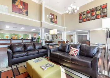 Best Western Inn & Suites hotel thumbnail 2