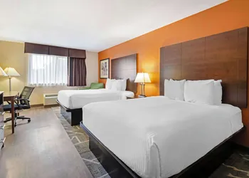 Best Western Inn & Suites hotel thumbnail 6