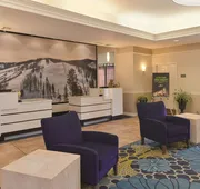 La Quinta Inn & Suites by Wyndham Ruidoso Downs hotel detail image 3