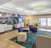 La Quinta Inn & Suites by Wyndham Ruidoso Downs hotel detail image 4