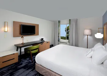 Fairfield Inn by Marriott Greensboro Airport hotel thumbnail 7