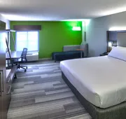 Holiday Inn Express & Suites Evansville North by IHG hotel detail image 4