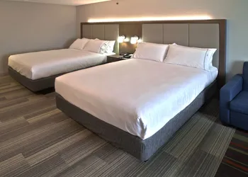 Holiday Inn Express & Suites Evansville North by IHG hotel thumbnail 5