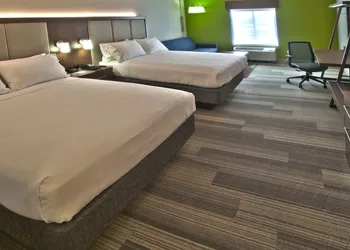 Holiday Inn Express & Suites Evansville North by IHG hotel thumbnail 6