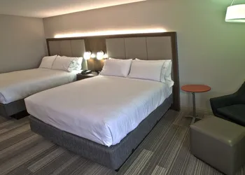 Holiday Inn Express & Suites Evansville North by IHG hotel thumbnail 7