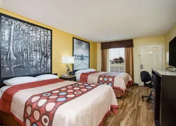 Super 8 by Wyndham Garner/Clayton/Raleigh hotel thumbnail 3