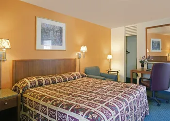 Americas Best Value Inn Livermore hotel thumbnail 4