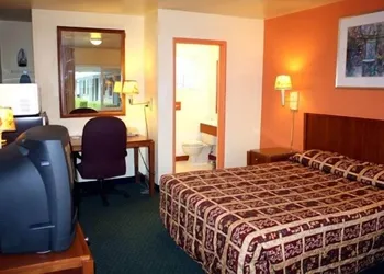 Americas Best Value Inn Livermore hotel thumbnail 7