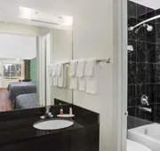 Travelodge by Wyndham Fort Myers/Cape Coral hotel detail image 7