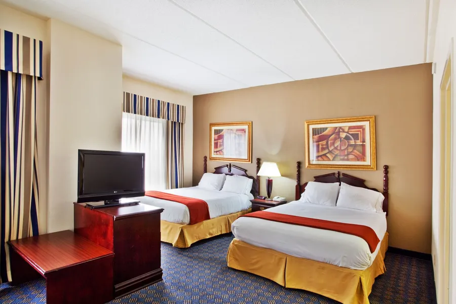 Holiday Inn Express Hotel & Suites by IHG hotel detail image 6
