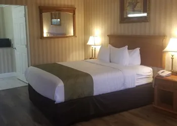 Quality Inn & Suites Anaheim Maingate hotel thumbnail 4