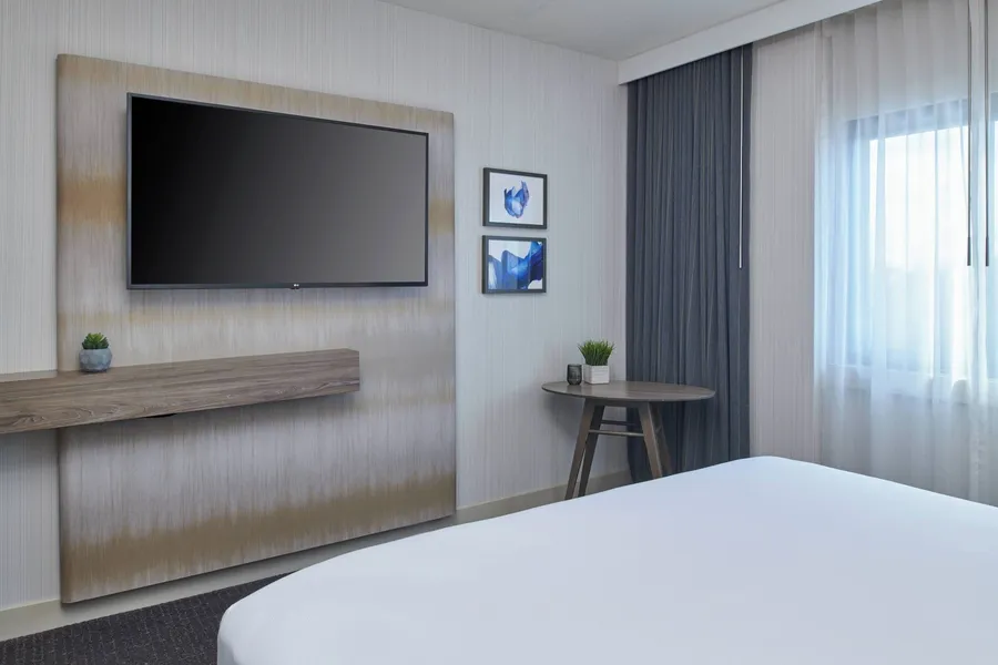 Delta Hotels by Marriott Detroit Novi hotel detail image 6
