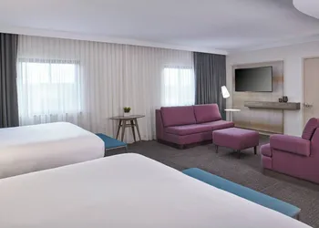 Delta Hotels by Marriott Detroit Novi hotel thumbnail 8