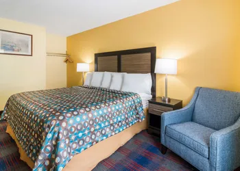 Americas Best Value Inn Clayton hotel thumbnail 4