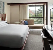 Marriott at the University of Dayton hotel detail image 4