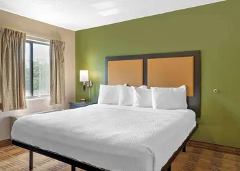Extended Stay America Suites Indianapolis Northwest I465 hotel thumbnail 5