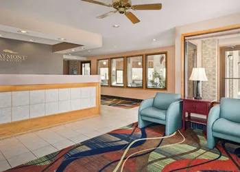 Baymont by Wyndham Logan hotel thumbnail 2