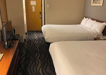 Baymont by Wyndham Logan hotel thumbnail 7