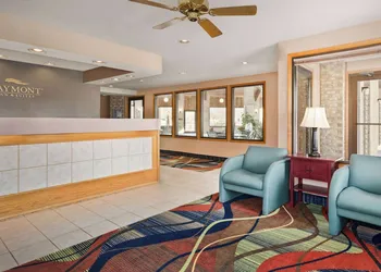 Baymont by Wyndham Logan hotel thumbnail 2