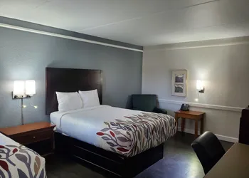 Budget Host Inn- Medical Center hotel thumbnail 8