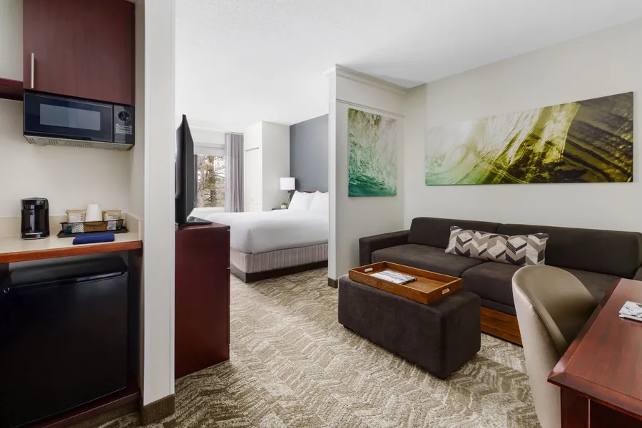 SpringHill Suites by Marriott Manchester-Boston Regional Airport hotel detail image 6