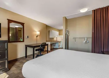 Extended Stay America Suites Sacramento West Sacramento hotel thumbnail 8