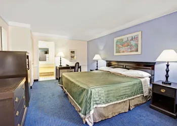 Travelodge by Wyndham North Richland Hills/Dallas/Ft Worth hotel thumbnail 5