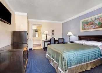 Travelodge by Wyndham North Richland Hills/Dallas/Ft Worth hotel thumbnail 8