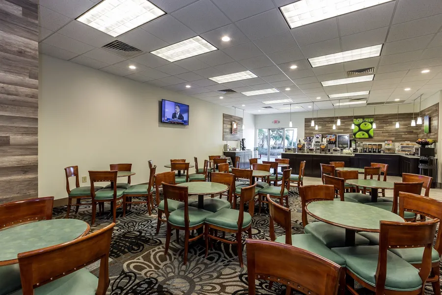 La Quinta Inn by Wyndham Clearwater Central hotel detail image 2