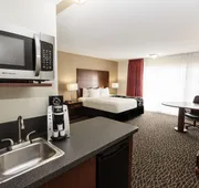 La Quinta Inn by Wyndham Clearwater Central hotel detail image 5