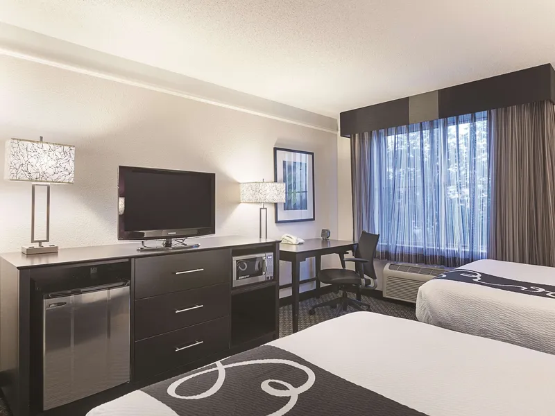 La Quinta Inn & Suites by Wyndham Fort Lauderdale Tamarac hotel detail image 6